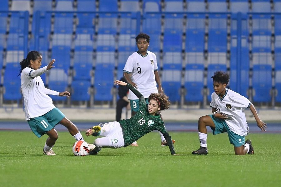 من لقاء السعودية وإندونيسيا