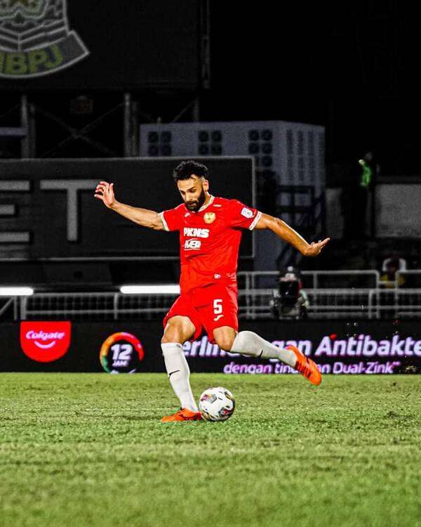 العرب خلال المباراة