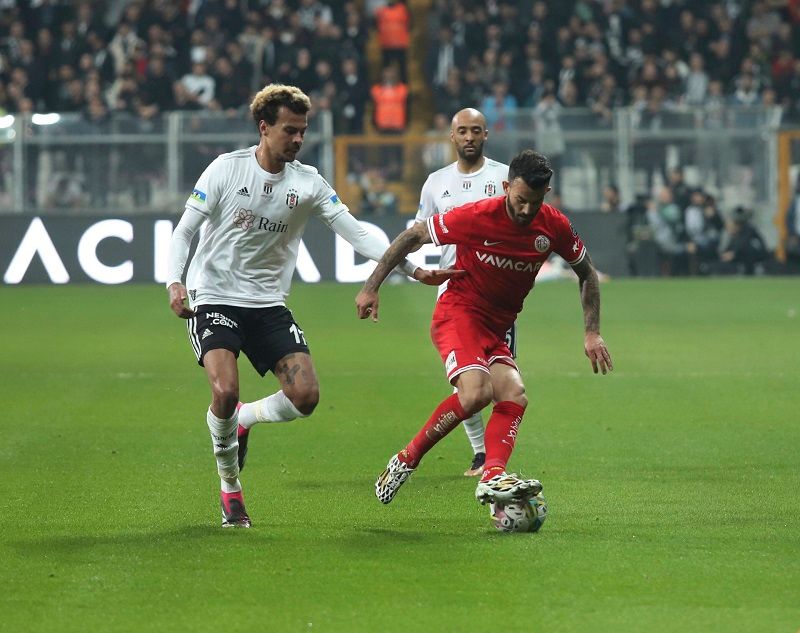 من اللقاء (نقلا عن حساب أنطاليا علي تويتر)