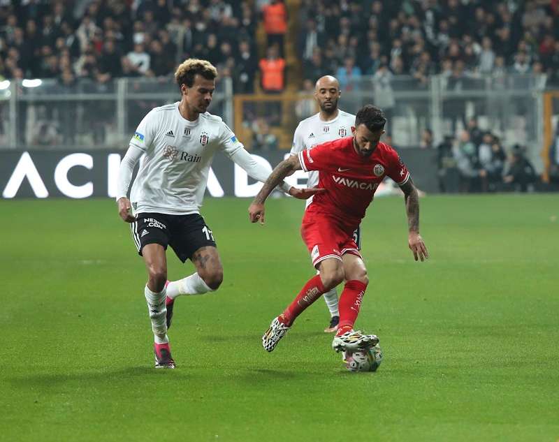 من اللقاء (نقلا عن حساب أنطاليا علي تويتر)