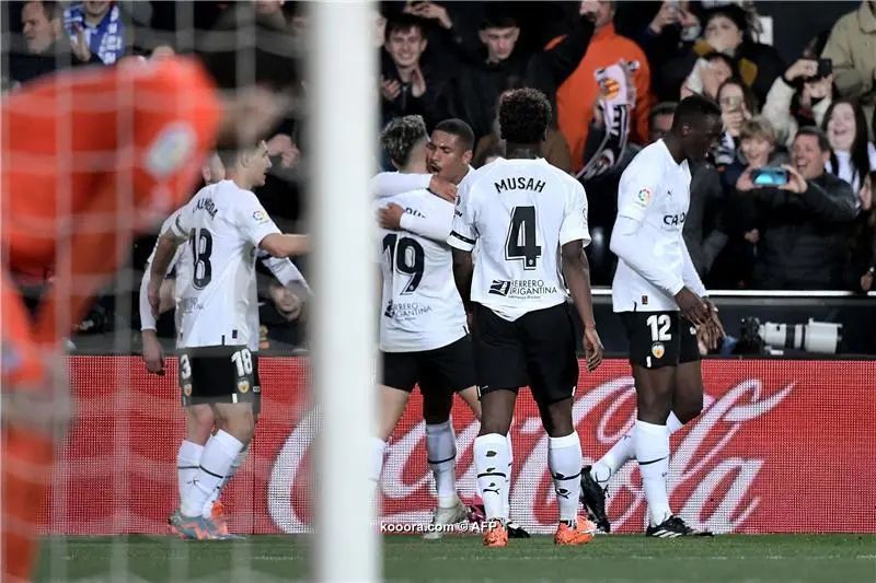 ?i=afp%2f20230225%2f20230225-afp_33a32th_afp