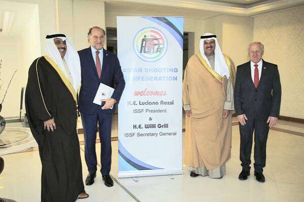 جانب من الزيارة