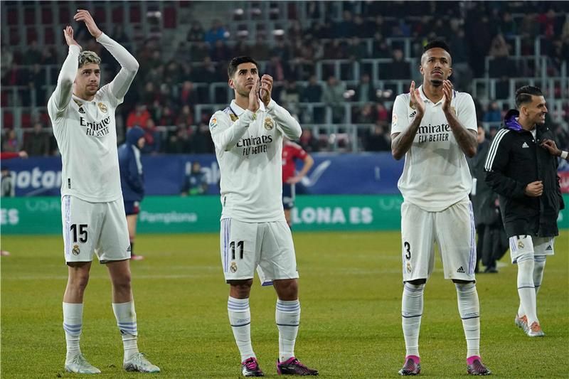 إيدير ميليتاو مع لاعبي ريال مدريد