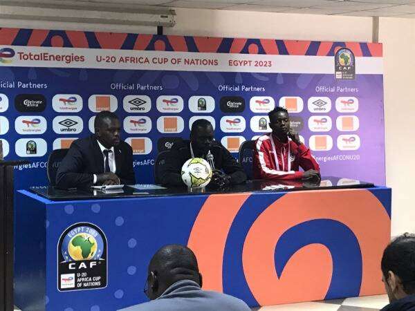 من المؤتمر الصحفي