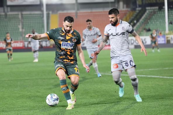 من المواجهة