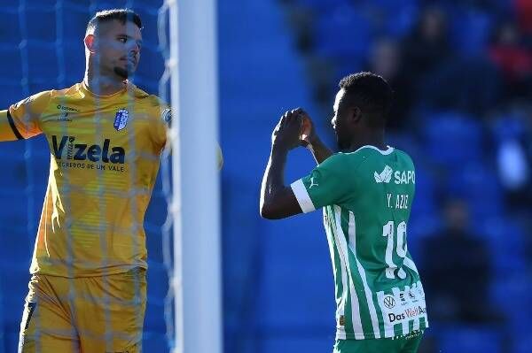 عبد العزيز يعقوبو