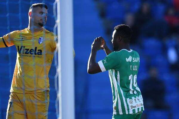 عبد العزيز يعقوبو