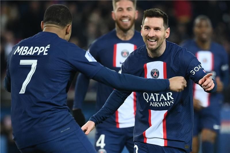 ميسي ومبابي