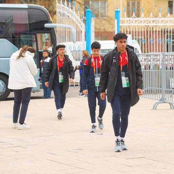 لاعبو عمان