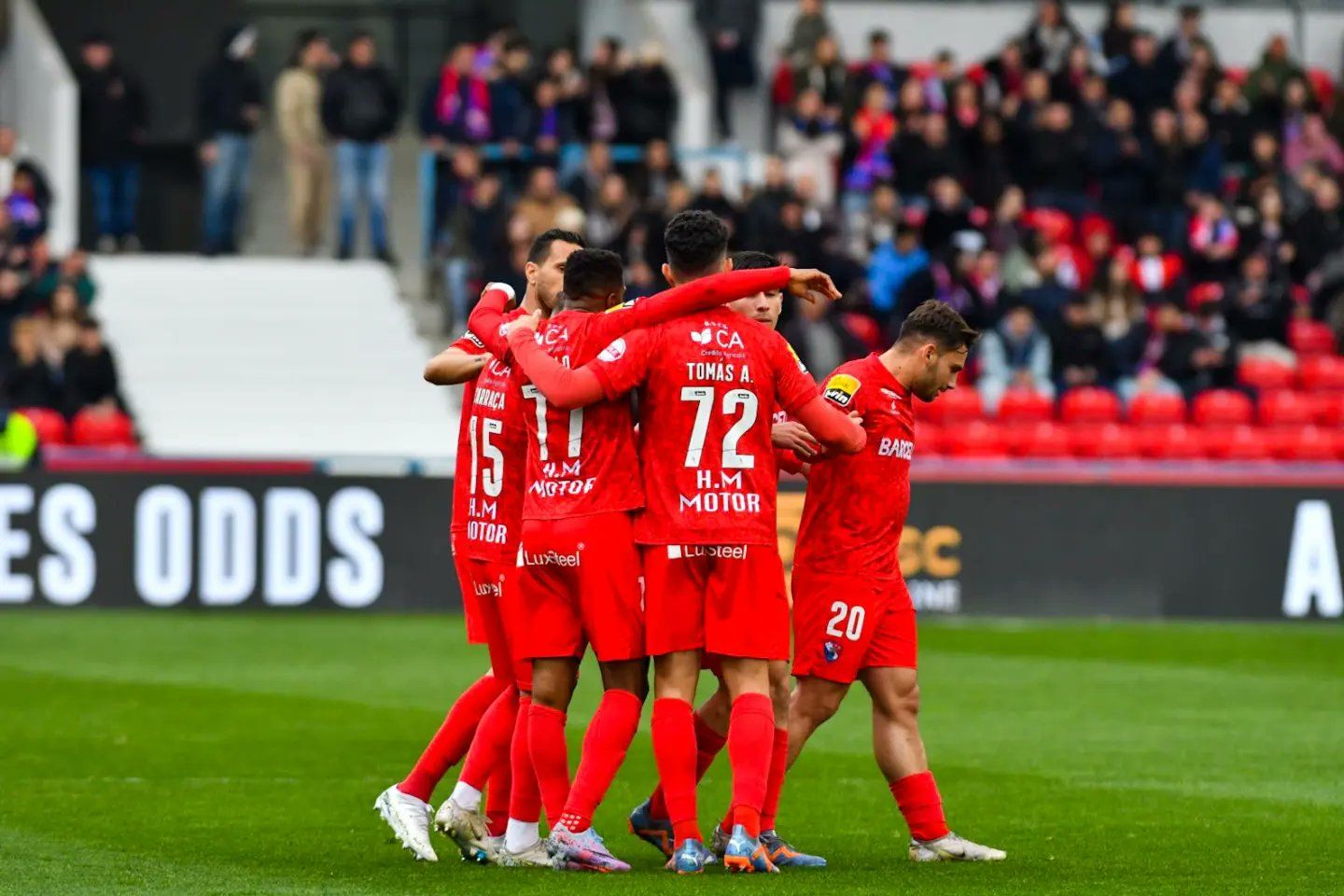 جانب من اللقاء (نقلا عن حساب الفريق علي تويتر)