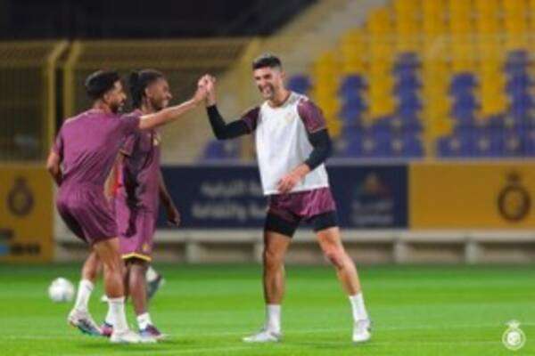 ألفاروجونزاليس من تدريبات النصر