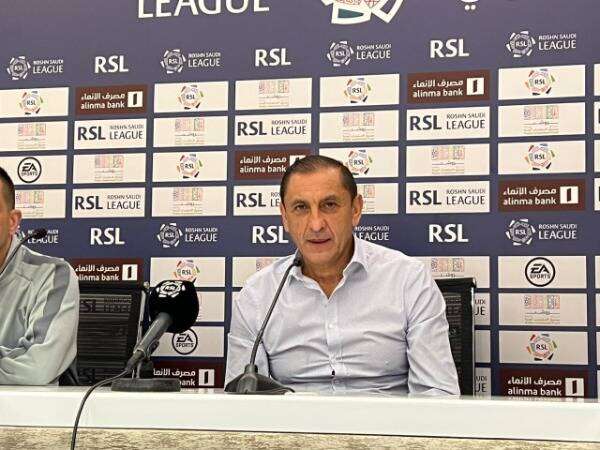 من المؤتمر الصحفي