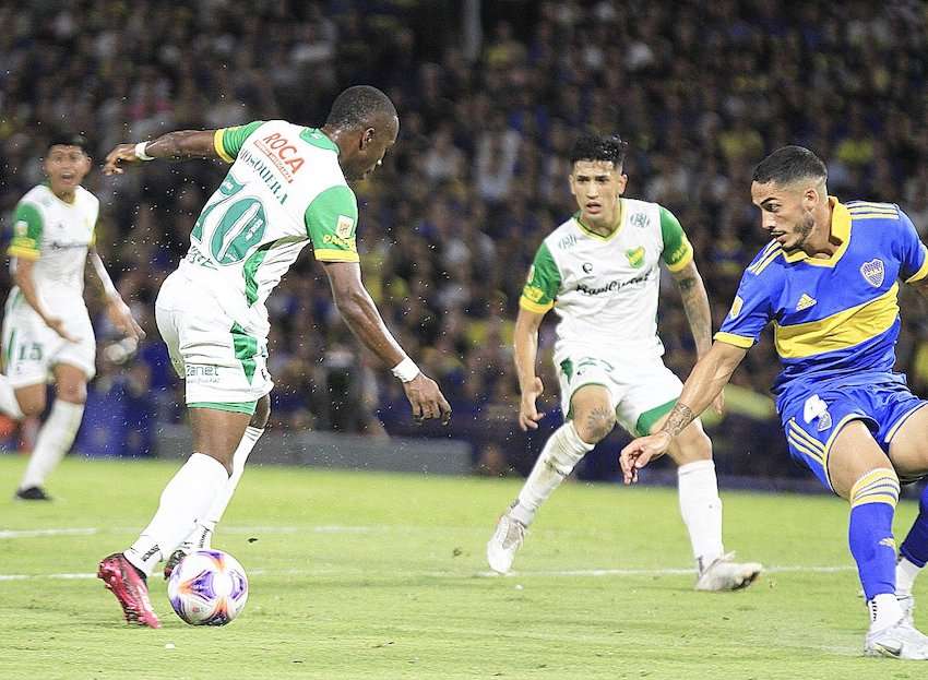 جانب من اللقاء (نقلا عن حساب الفريق علي تويتر)