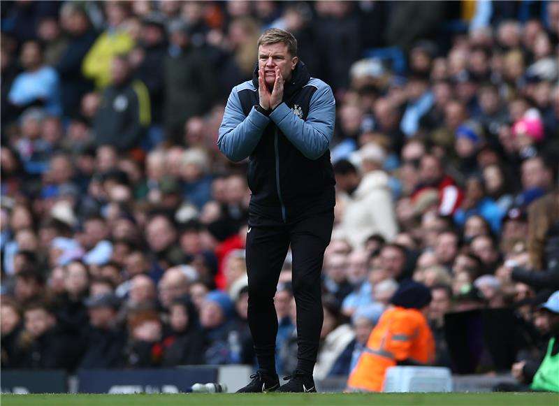 إيدي هاو مدرب نيوكاسل