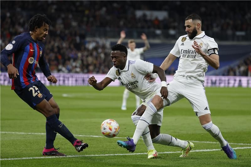 جوليس كوندي