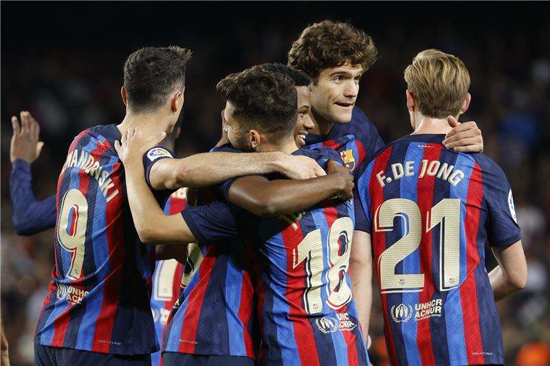 لاعبو برشلونة