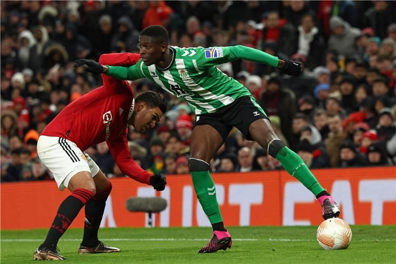 من لقاء يونايتد وريال بيتيس