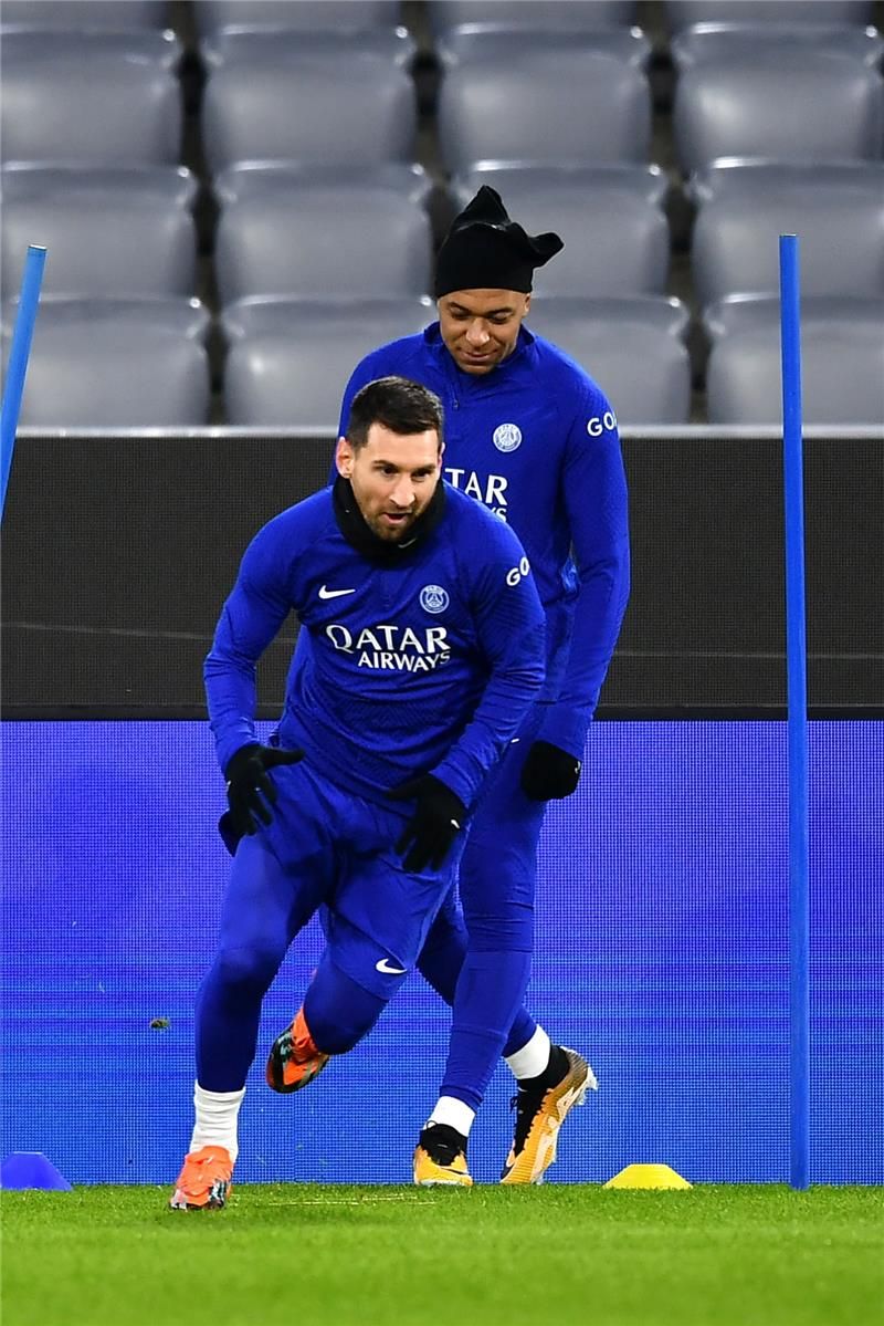 ميسي ومبابي