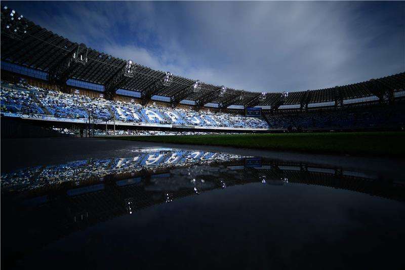 ملعب اللقاء