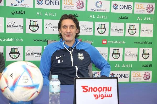 نيبوشا يوفوفيتش