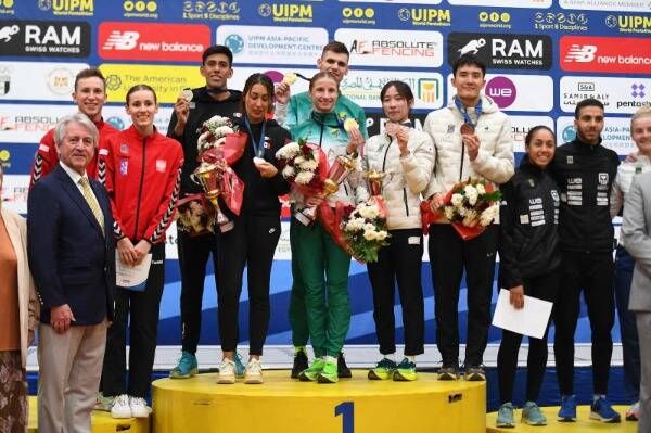 من مراسم التتويج