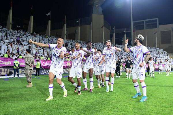 لاعبو العين