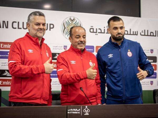 من المؤتمر الصحفي