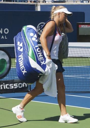 2011-08-10t203915z_01_mdb14_rtridsp_3_tennis-women-toronto_reuters