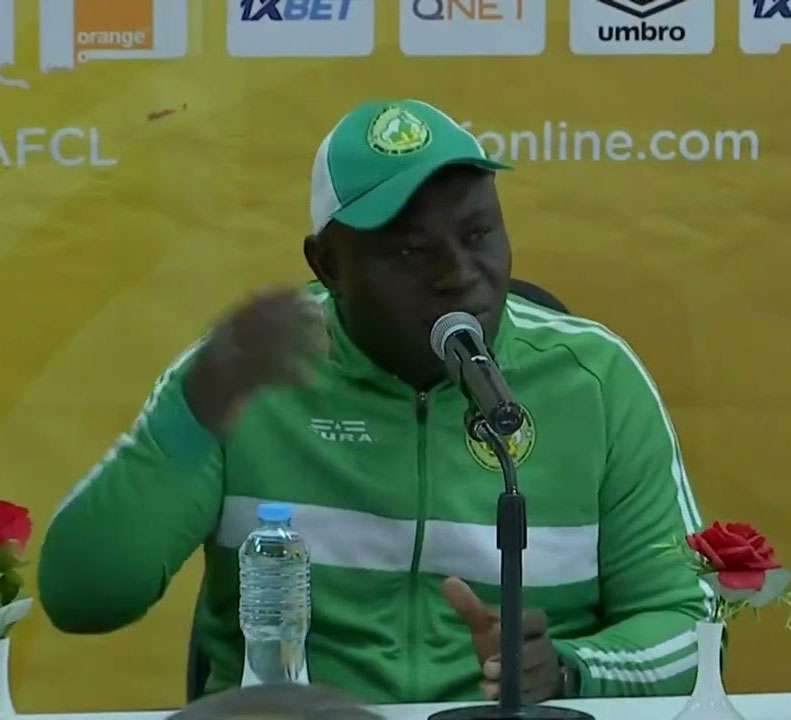 مدرب القطن الكاميروني