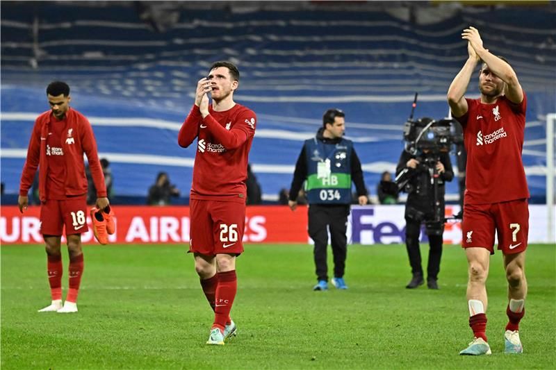 ميلنر وروبرتسون عقب نهاية المواجهة