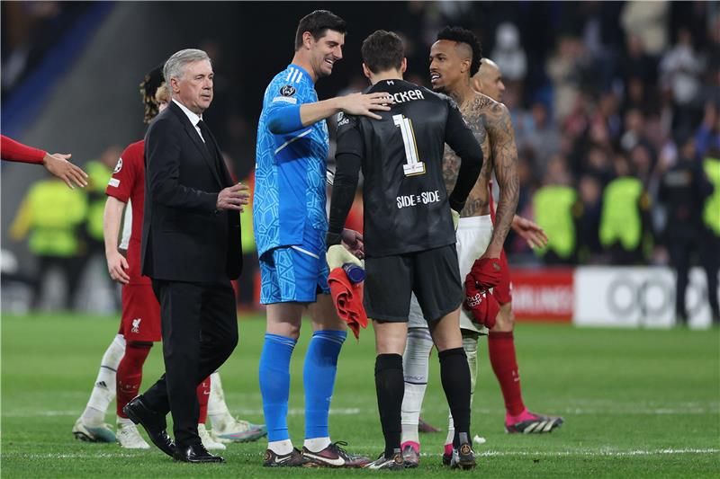 أليسون وكورتوا