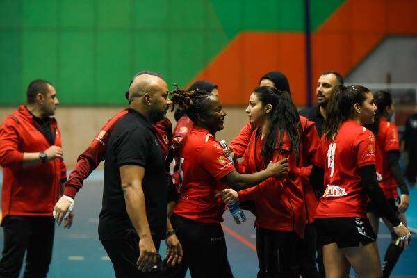 من المواجهة