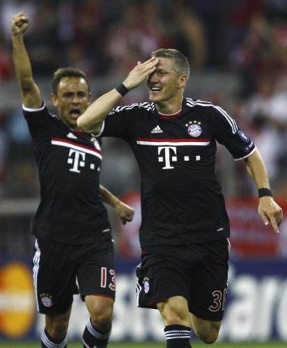 2011-08-17t190051z_01_kai10_rtridsp_3_soccer-champions_reuters