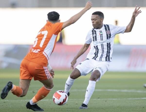 جانب من لقاء الجزيرة وعجمان