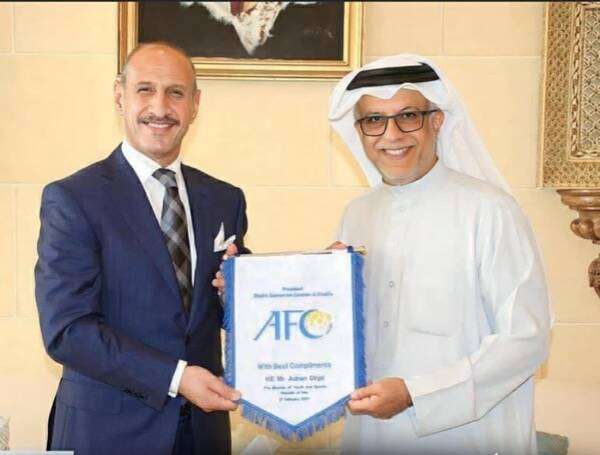 سلمان بن إبراهيم وعدنان درجال