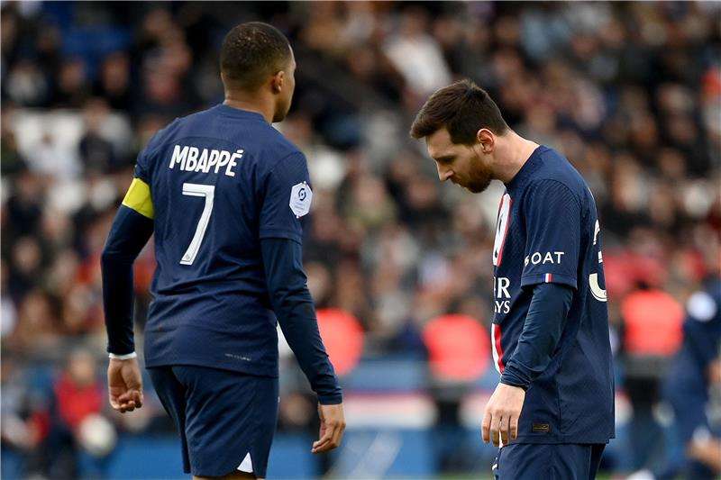 مبابي وميسي