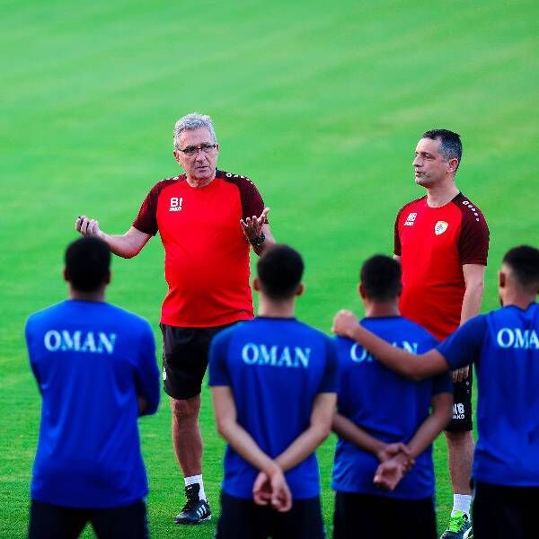 معسكر منتخب عمان