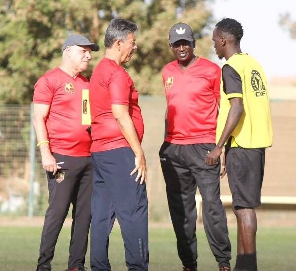 الجهاز الفني للمريخ