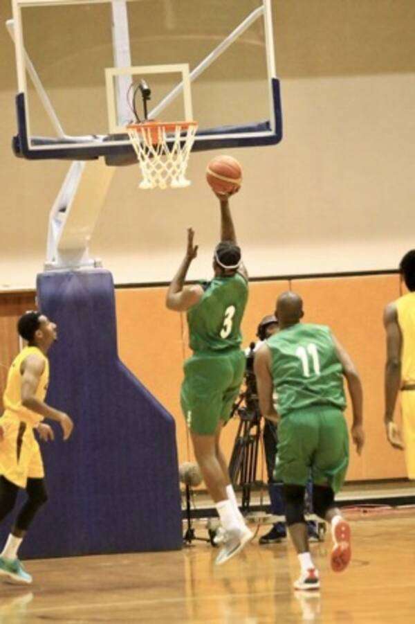 من مباريات الدوري