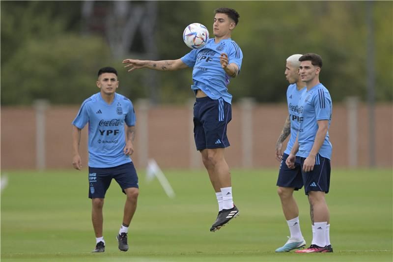 باولو ديبالا من تدريبات الأرجنتين