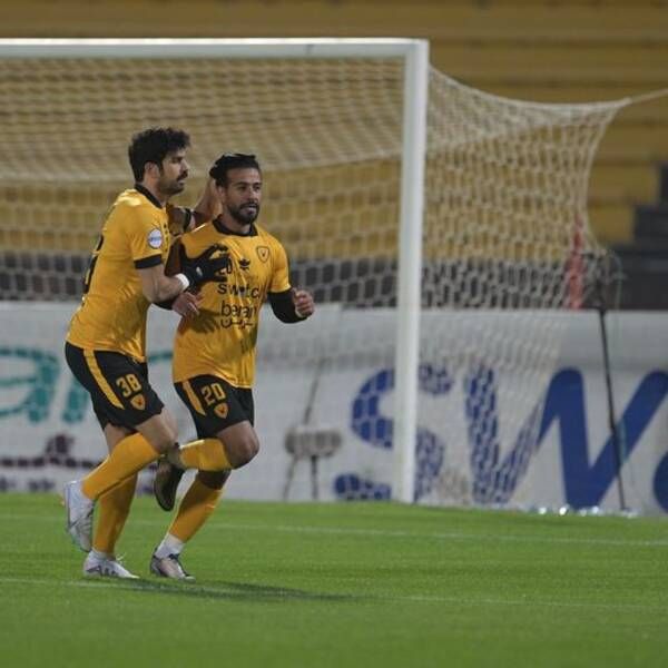 لاعبو القادسية