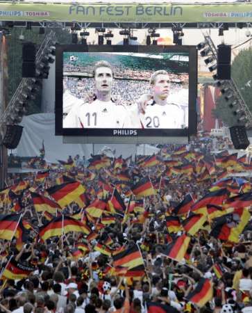 2006-07-04t201549z_01_wcwr13_rtridsp_2_sport-soccer-world