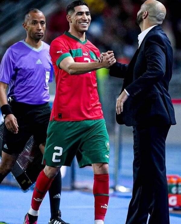 الركراكي وأشرف حكيمي