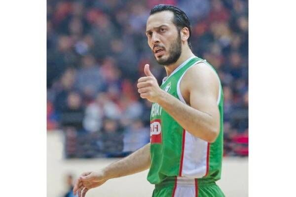 محمود عابدين لاعب الأهلي