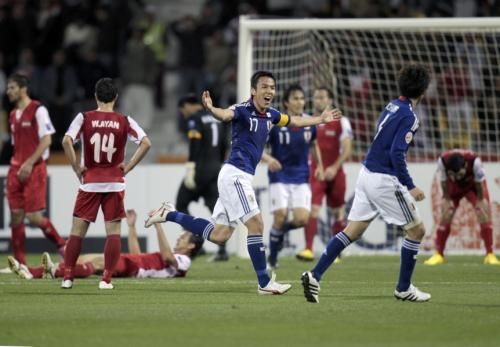 مواجهة سابقة بين المنتخبين في كأس آسيا 2011 