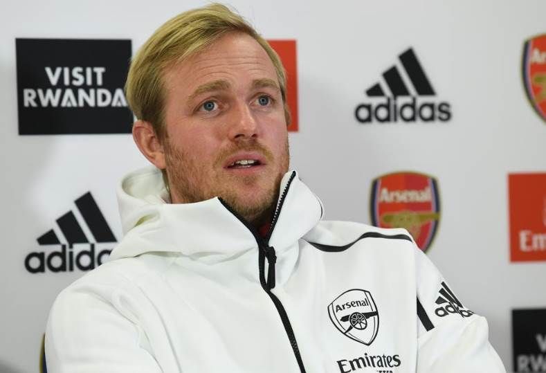 يوناس إيدفال