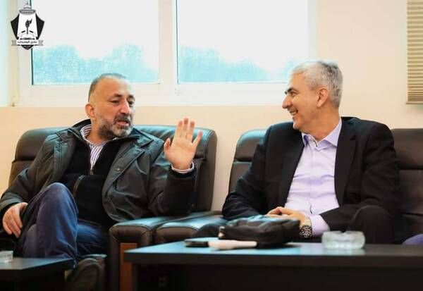 من الاجتماع