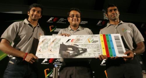2011-08-20t162655z_01_del10_rtridsp_3_motor-racing-india_reuters