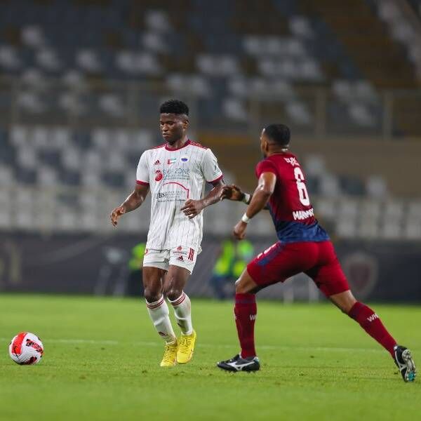 من لقاء الوحدة والشارقة