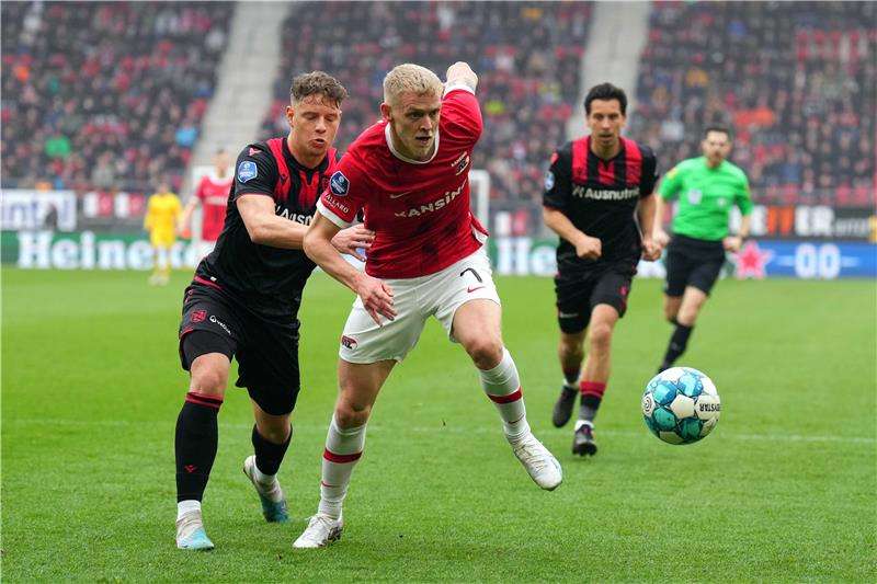 من المواجهة